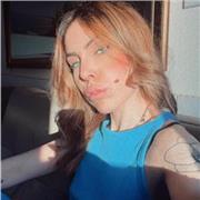 Studentessa di psicologia, precendentemente uscita dal liceo linguistico con certificazione Dele B2